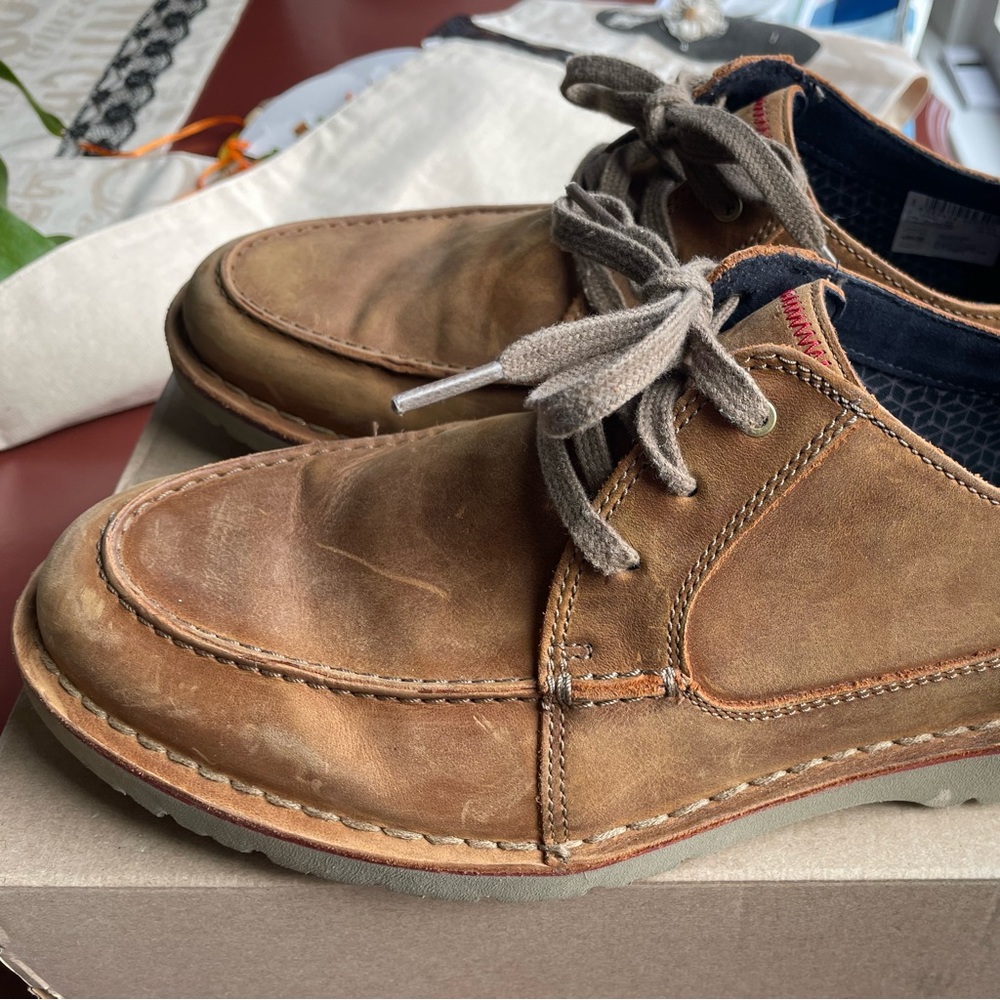 Clark Dark Tan Leather Vargo